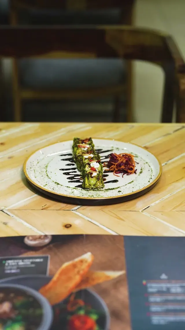 Vyana Menu Flip